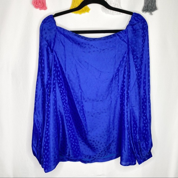 NWT Ann Taylor Petite Puff Sleeve V-Neck Top XLP - Picture 10 of 11